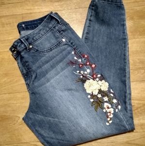 Jennifer Lopez jeans